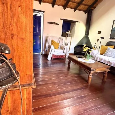 Canary House By Deihu Experiences Tatil Evi