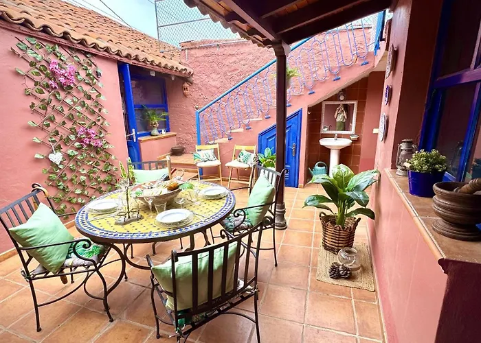 بيت للعطل Canary House By Deihu Experiences *